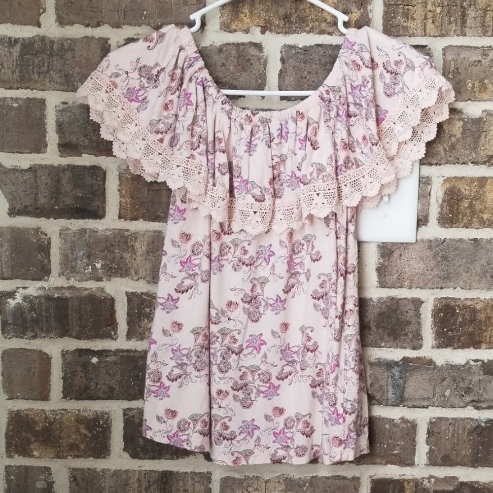 🎪Cloud Chaser Pink Floral Top